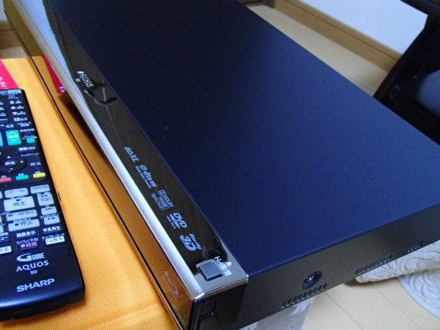 SHARP BD-W560 ブルーレイレコーダー整備点検済み、２番組同時録画、ー