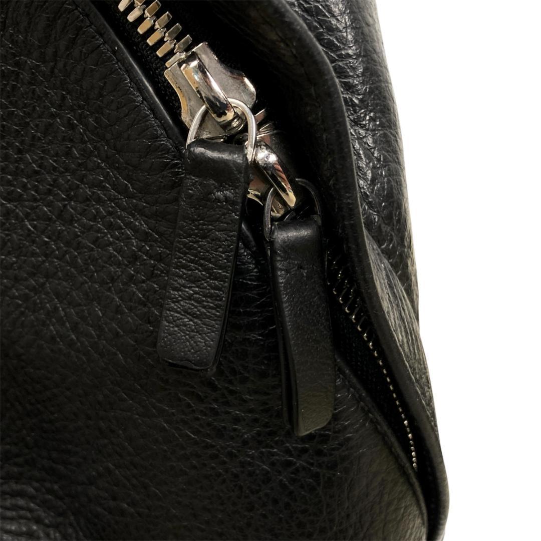 バレンシアガ エブリデイ バックパック リュック レザー シボ革 黒 ロゴ