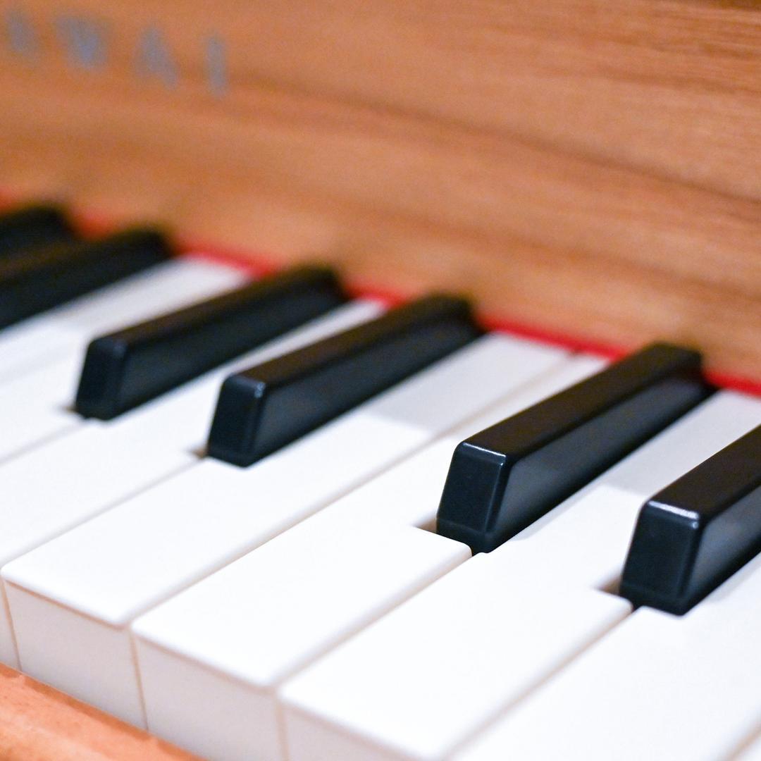 【美品・日本製】KAWAI カワイ 木製 ミニ グランドピアノ 32鍵