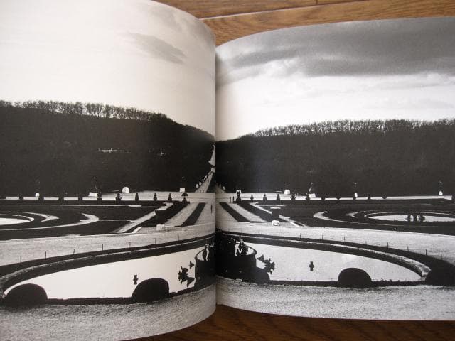 アート・デザイン・音楽 VERSAILLES A L'OMBRE DU SOLEIL