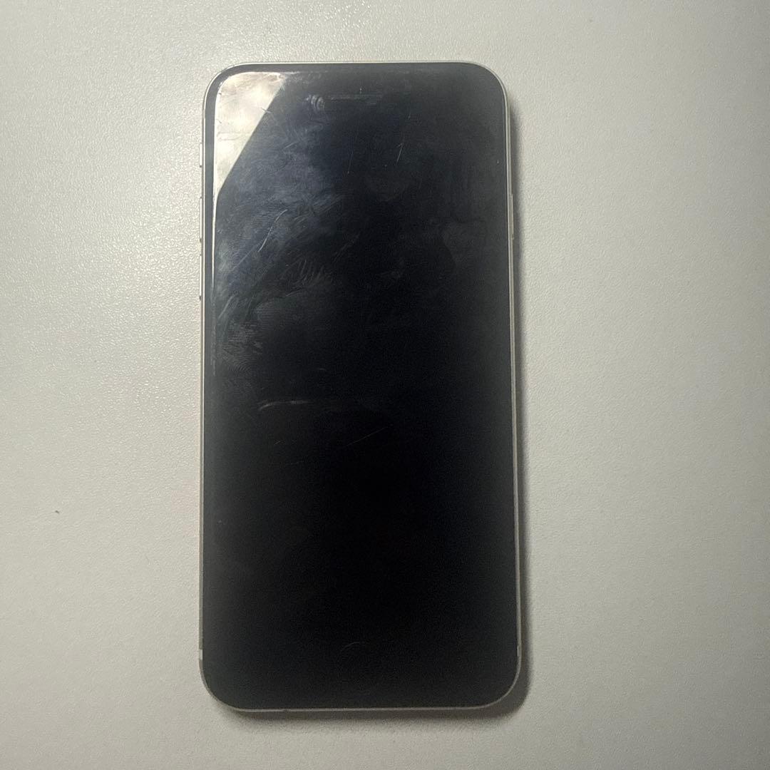 iPhone SE3 64G ホワイト　SIMフリー