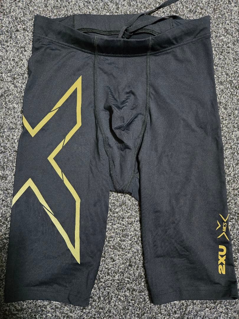 【新品　未使用】2XU MCS ハーフタイツ メンズ M