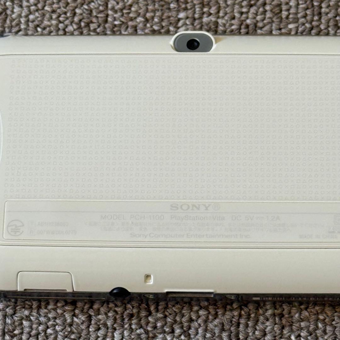 PSVITA PCH-1100 クリスタル・ホワイト 3-007