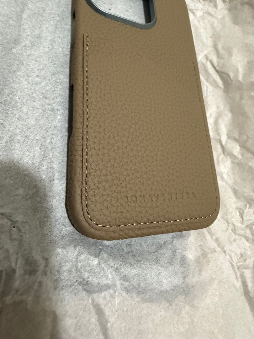 新品 ボナベンチュラ iPhoneケース iPhone16proケース エトープ