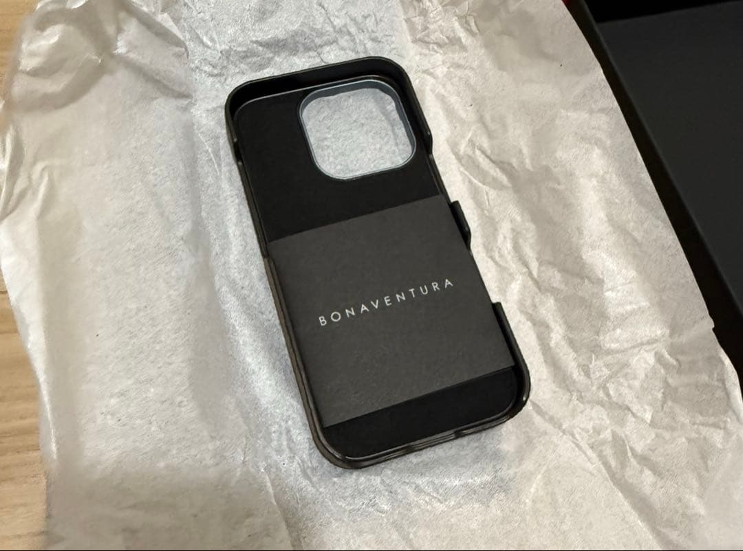 新品 ボナベンチュラ iPhoneケース iPhone16proケース エトープ