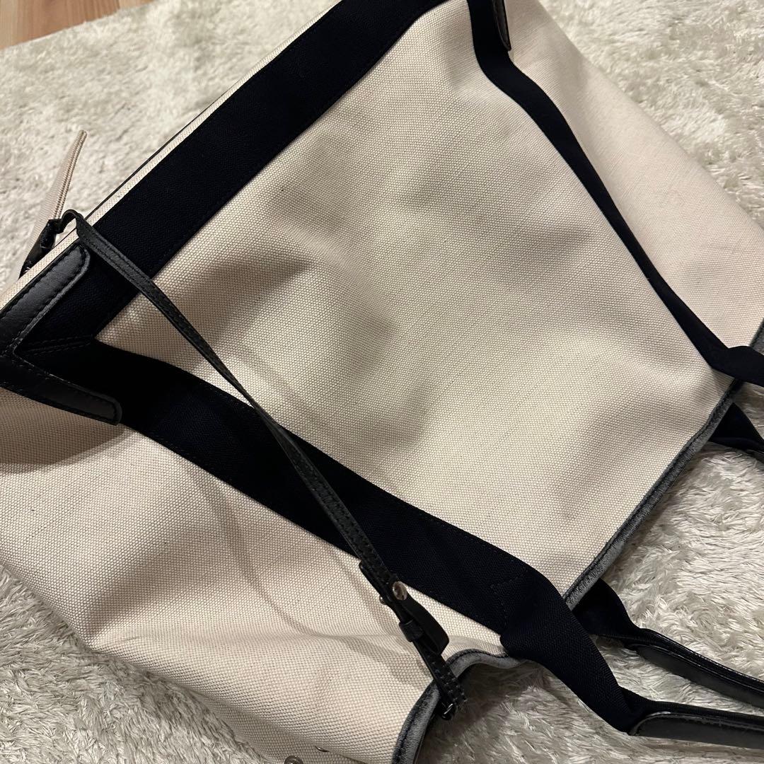 大容量　バレンシアガ　バッグ　トートバッグ　ボストンバッグ　カバス　M A4