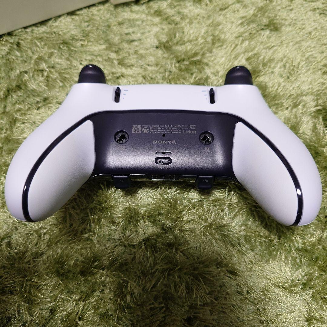 DualSense Edge ワイヤレスコントローラー