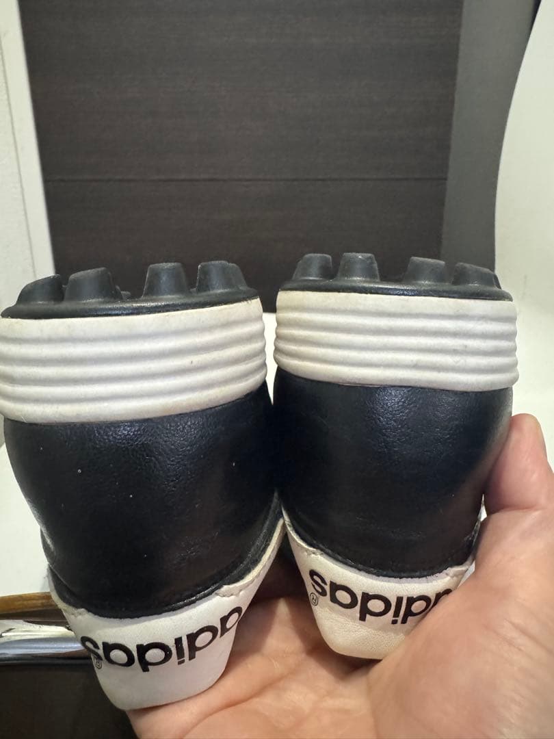 adidas Mundial Team サッカーシューズ 黒/白26cm