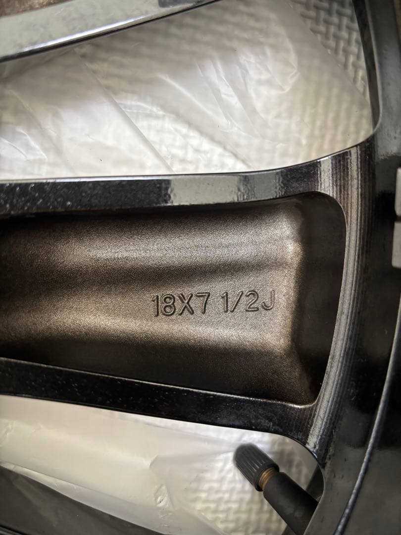 VNレヴォーグSTIスポーツR スバル純正 18インチ ホイール 4個セット