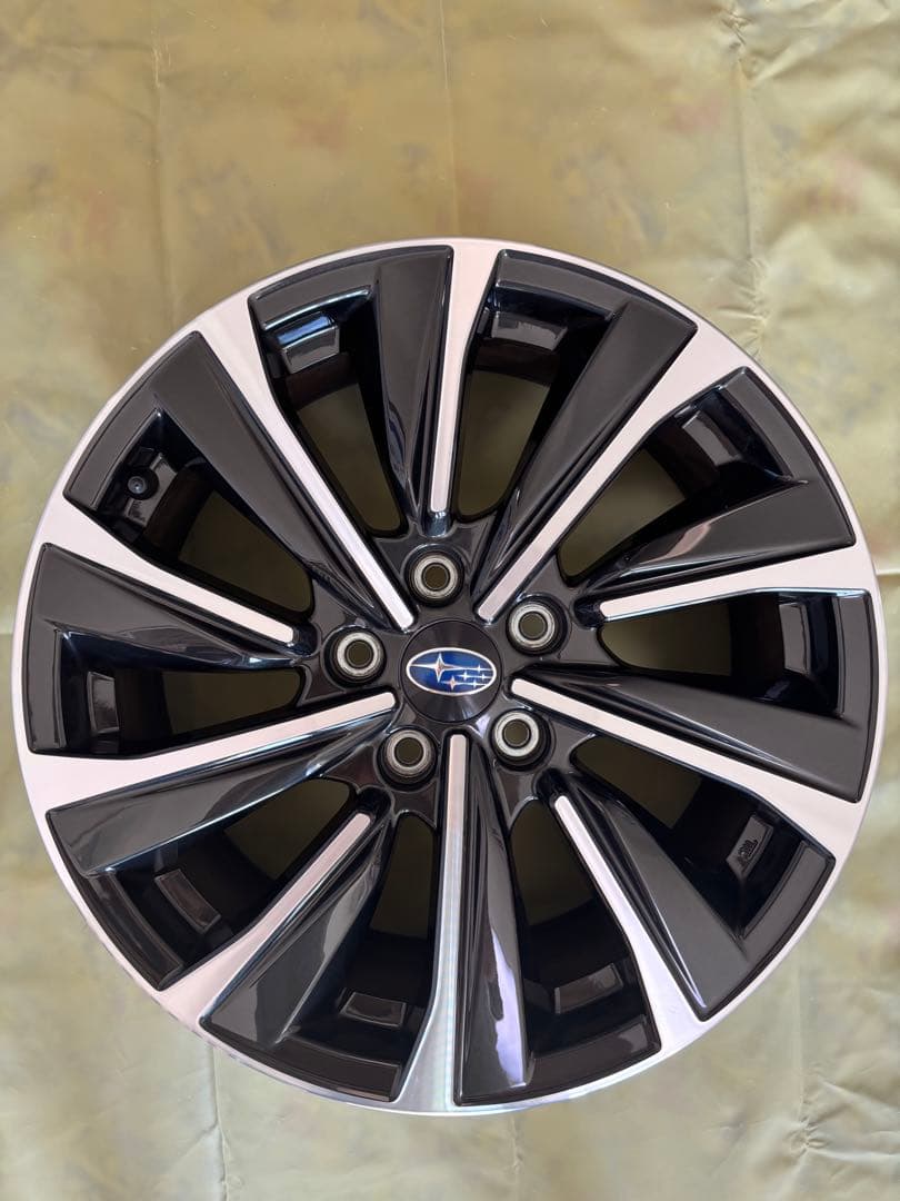 VNレヴォーグSTIスポーツR スバル純正 18インチ ホイール 4個セット