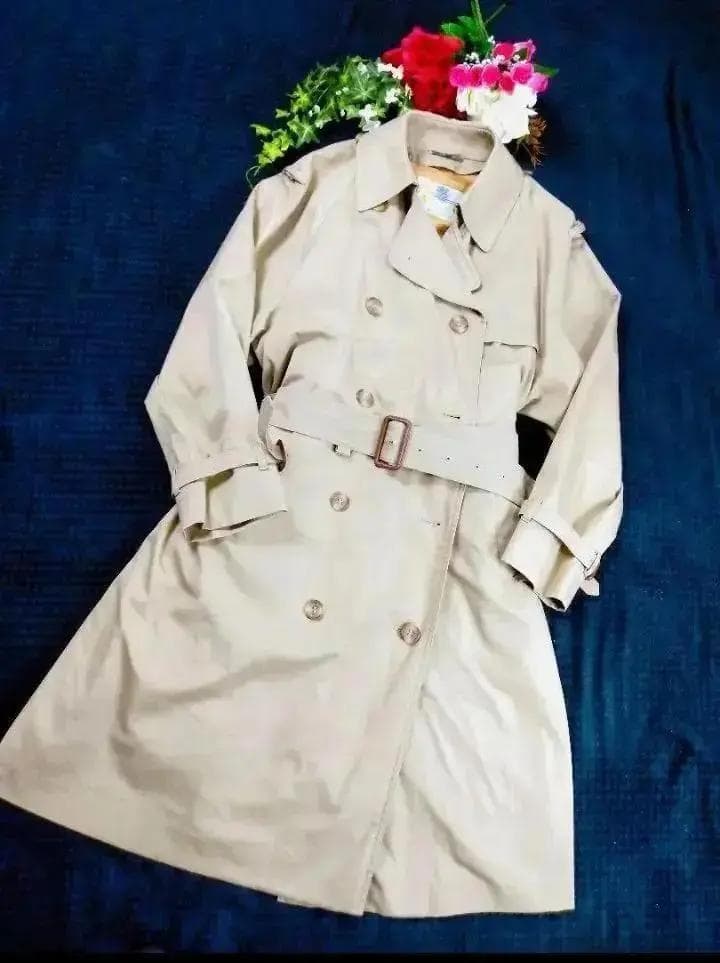 【美品】【着脱可能ライナー】アクアスキュータム ロングトレンチコート　ベルト付き