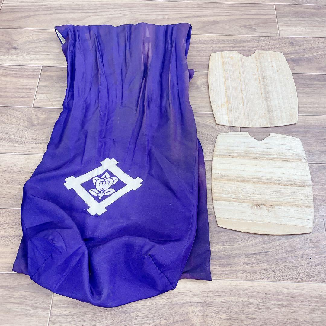 三味線 細棹 金細 K18 二本溝 虎トチ紅木 子持ち綾杉胴 天然素材糸巻き