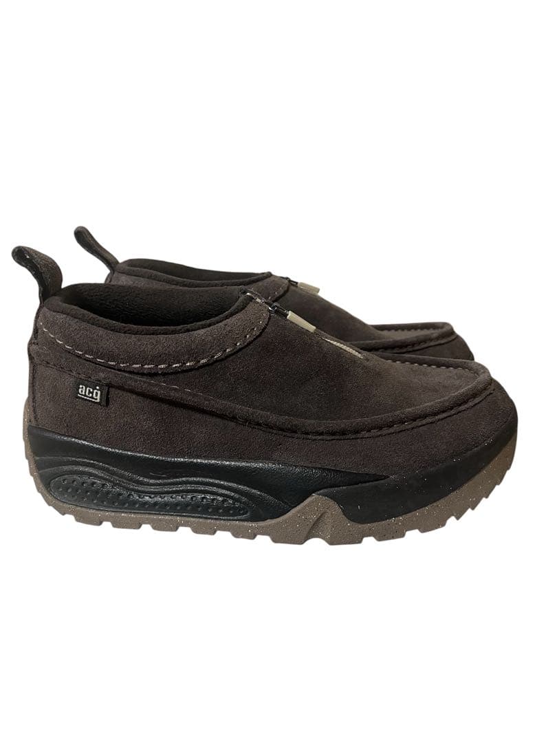 NIKE ACG IZY ブラウン
