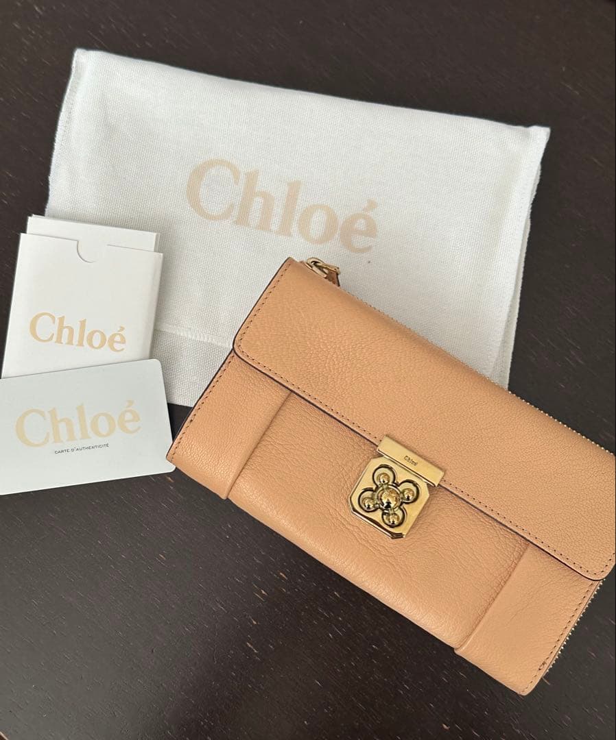 【Chloe 新品未使用】クロエ　財布　Chloe ターンロック　エルシー