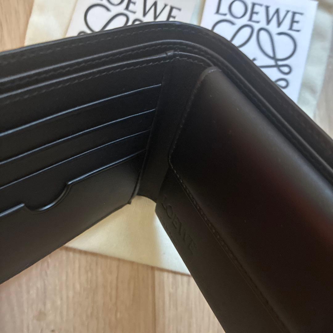 未使用　LOEWE ロエベ　PUZZLE パズル　二つ折り　財布