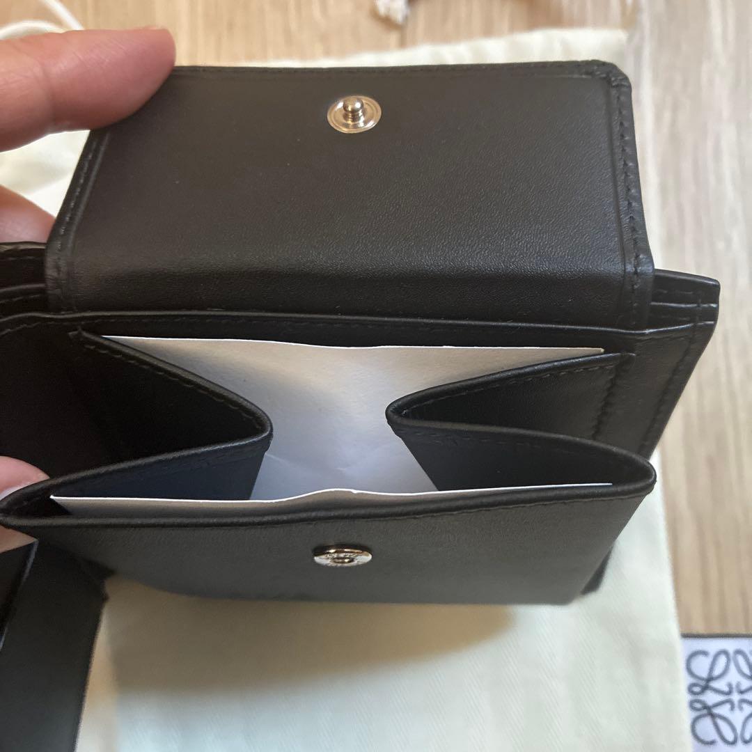 未使用　LOEWE ロエベ　PUZZLE パズル　二つ折り　財布
