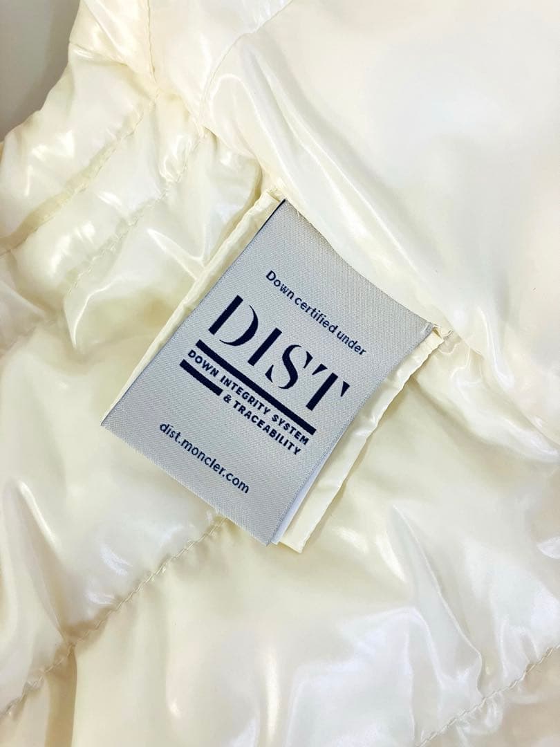 MONCLER ホワイト　キルティングダウンベスト