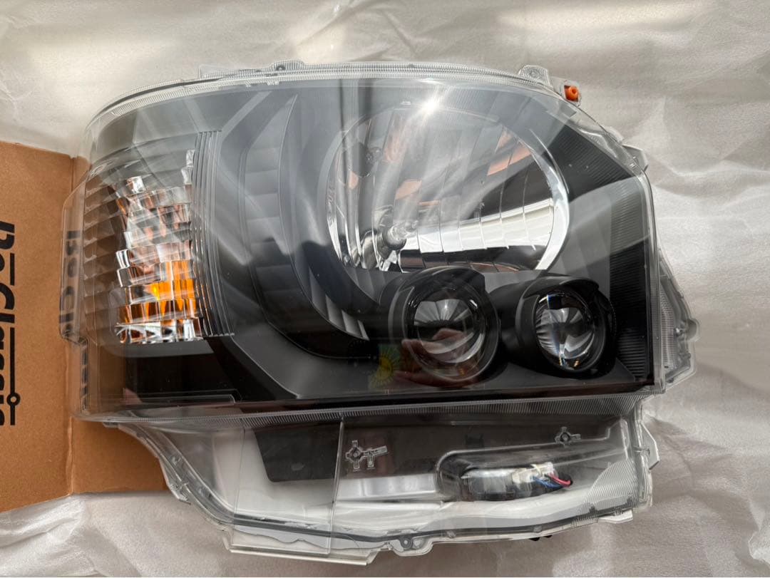 トヨタ純正品ヘッドライト 殻割 インナーブラック塗装