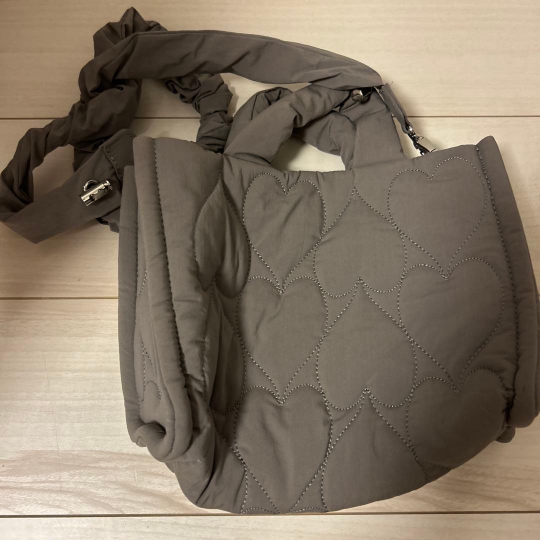 FURFUR オフィシャルサイト限定カラー ハートキルティングバッグ