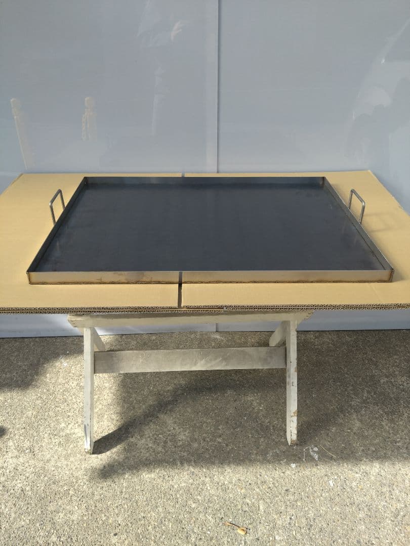 極厚 ６ミリ 鉄板 ７５０✕５５０ バーベキュー イベントに最適 持ち手付き