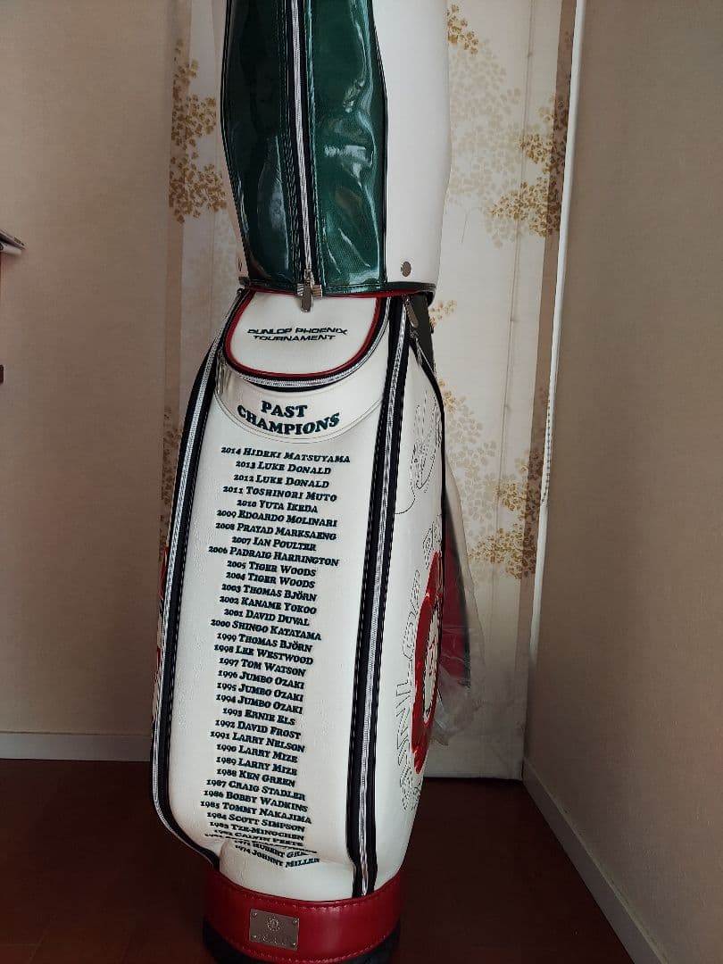 松山英樹　サイン入り優勝記念限定キャディバッグ