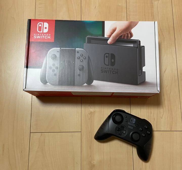 【美品】Nintendo Switch グレー・コントローラー(HORI)