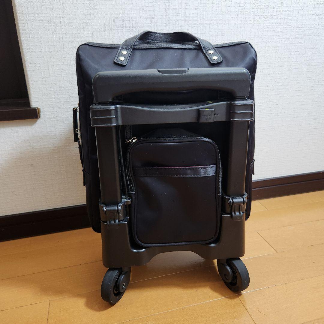 【超美品】スワニー　キャリーバッグ　クレーぺ　黒　ストッパー機能