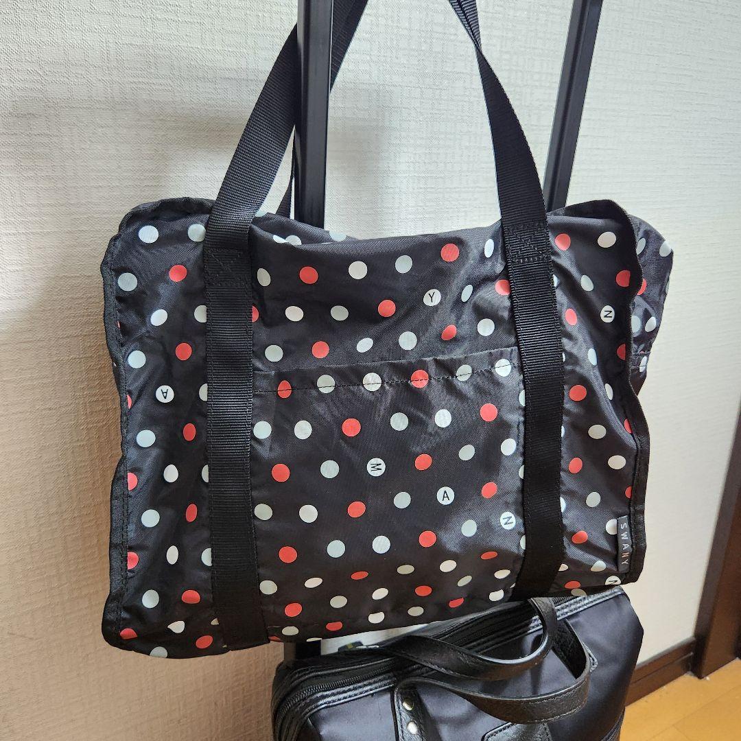 【超美品】スワニー　キャリーバッグ　クレーぺ　黒　ストッパー機能