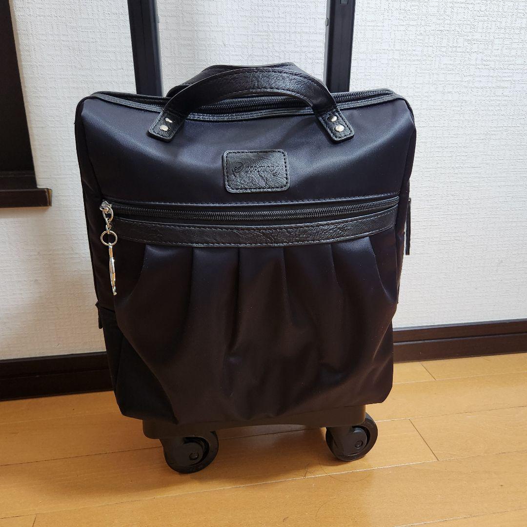 【超美品】スワニー　キャリーバッグ　クレーぺ　黒　ストッパー機能