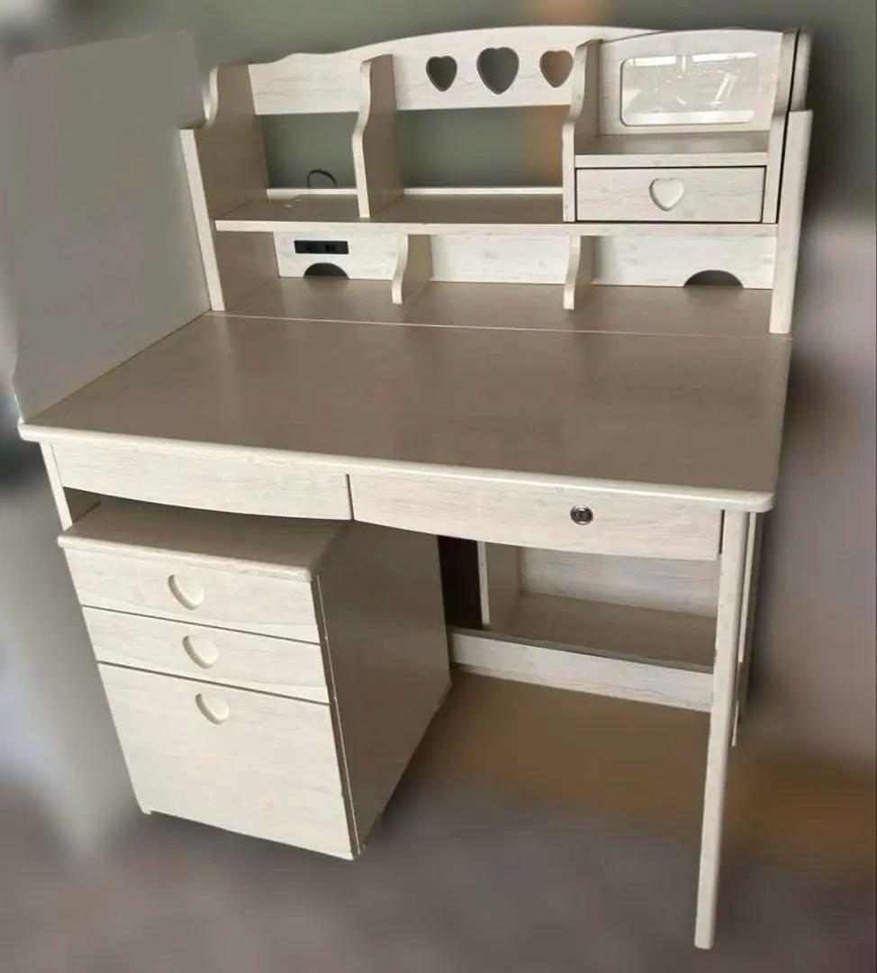 学習机 イス　女の子用　収納力抜群