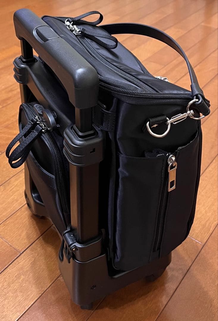 スワニー ブラック キャリーバッグ D-583 低振動・低騒音 4輪ストッパー付