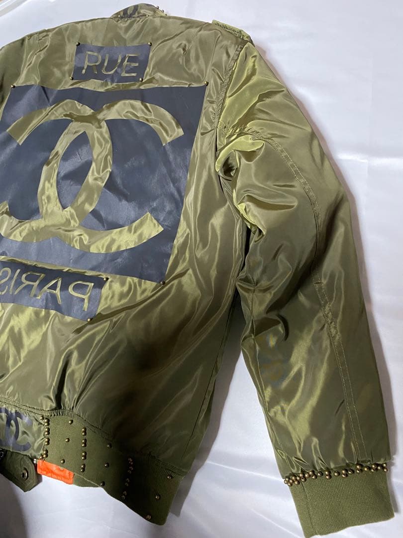 オリーブ 中綿キルティングジャンパー　サイズ記載なし