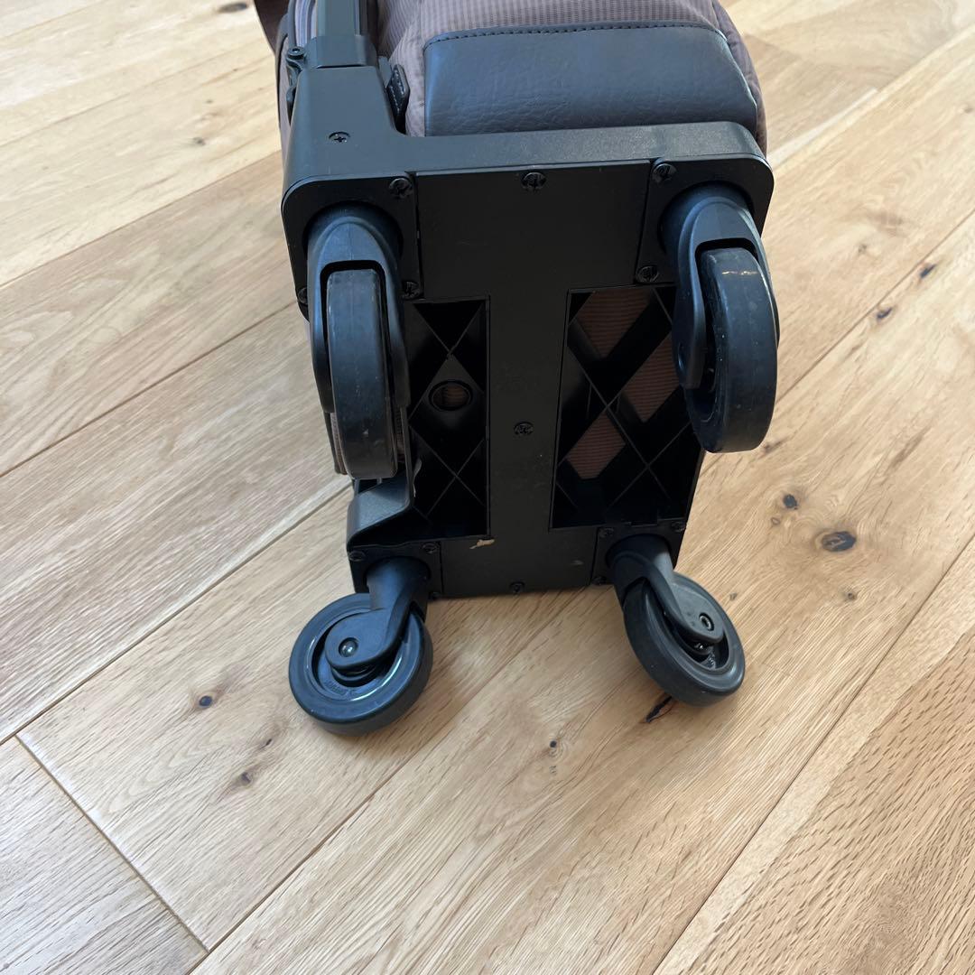 【ほぼ新品】SWANY 支えるキャリーバッグ