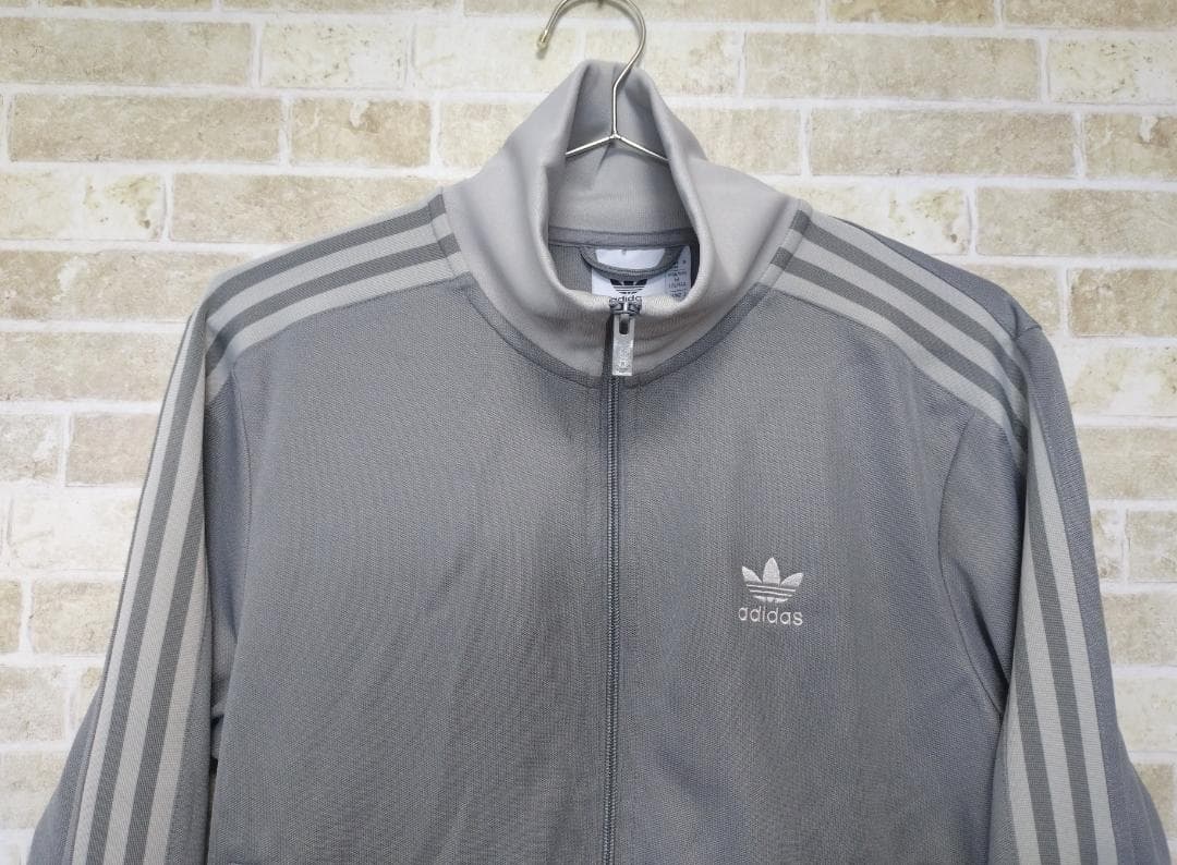 adidas トラックジャケット　ベッケンバウアー　グレー