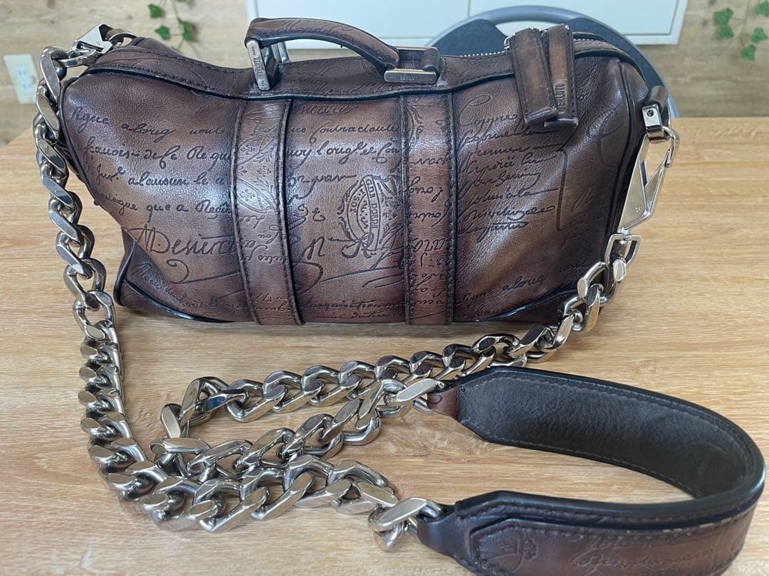 激レア　ベルルッティ　スクリットレザーバッグ