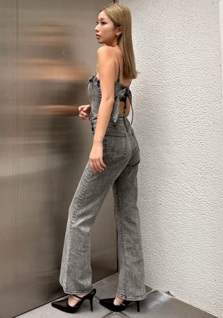 【GYDA】ジェイダ　新作　ブラックケミカルBACKリボンデニムロンパース　XS