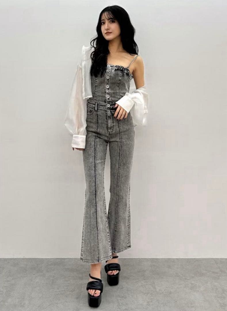 【GYDA】ジェイダ　新作　ブラックケミカルBACKリボンデニムロンパース　XS