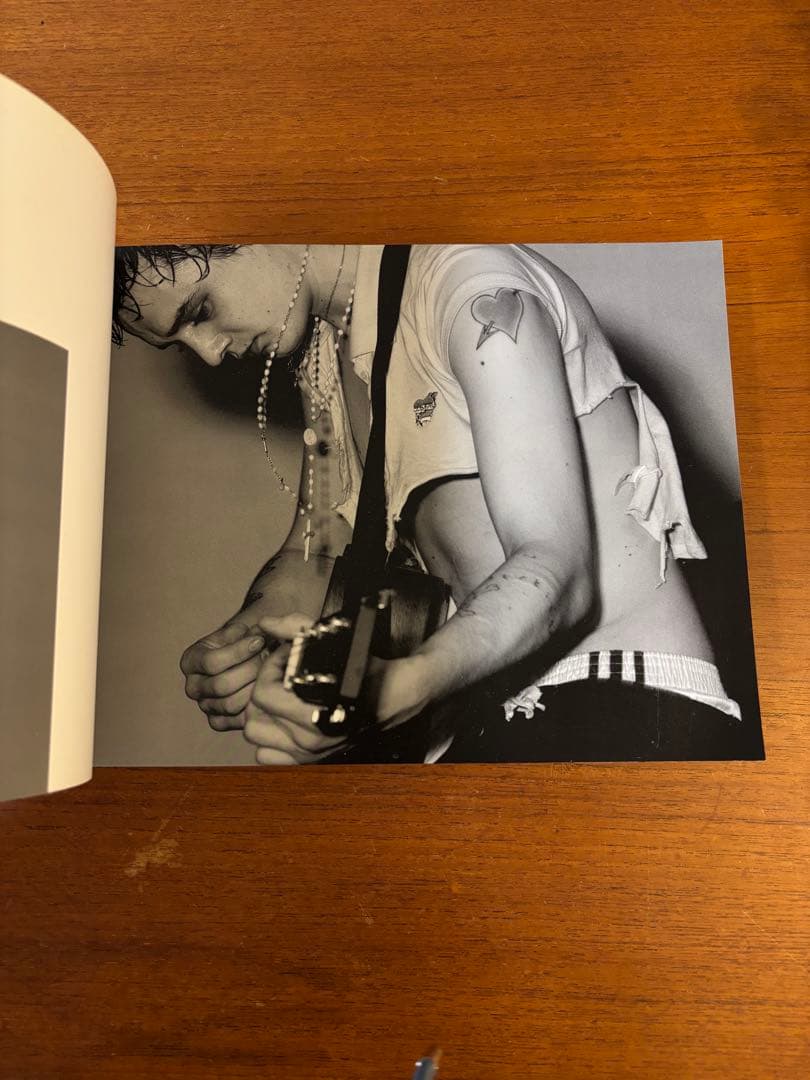 エディスリマン 写真集 LONDON BIRTH OF A CULT 2005