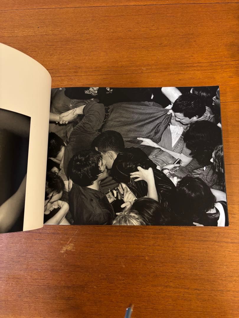 エディスリマン 写真集 LONDON BIRTH OF A CULT 2005