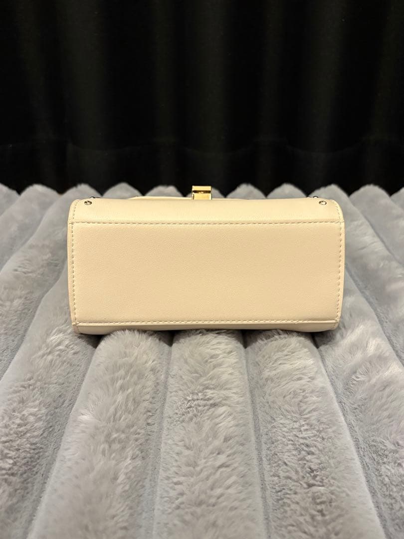 【リュタン】ビジュースタッズポシェット CELFORD アイボリー