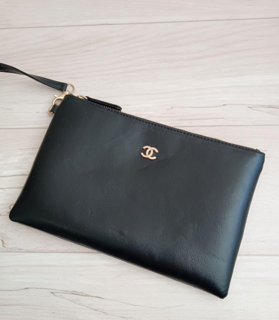 CHANEL キルティングレザークラッチバッグ チェーンストラップ シャネル