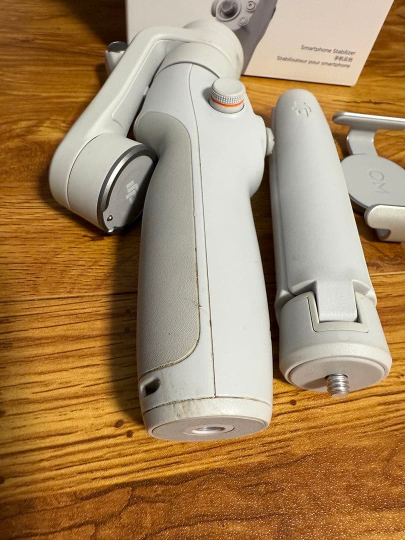 DJI Osmo Mobile 6 ジンバルプラチナグレー2024年2月購入