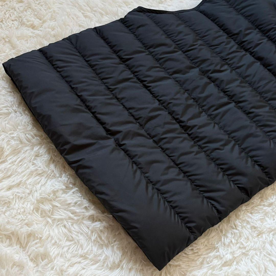 極美品 モンクレール ダウンベストTREOMPAN