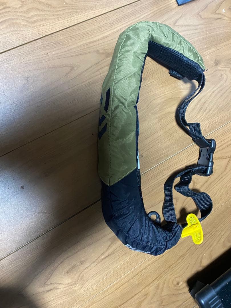 ダイワ ライフジャケット オリーブ/ブラック