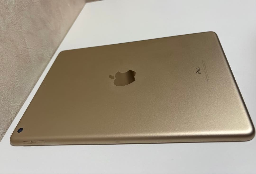 【Neko】iPad 第５世代　Wi-Fi 128GB