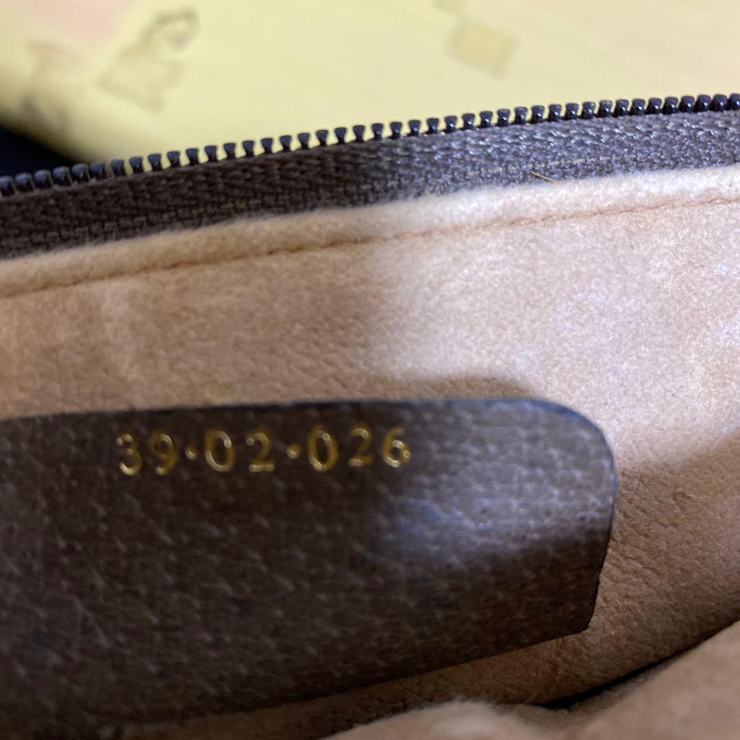 ミナミGUCCI シェリーライン ショルダーバッグ 内側難あり