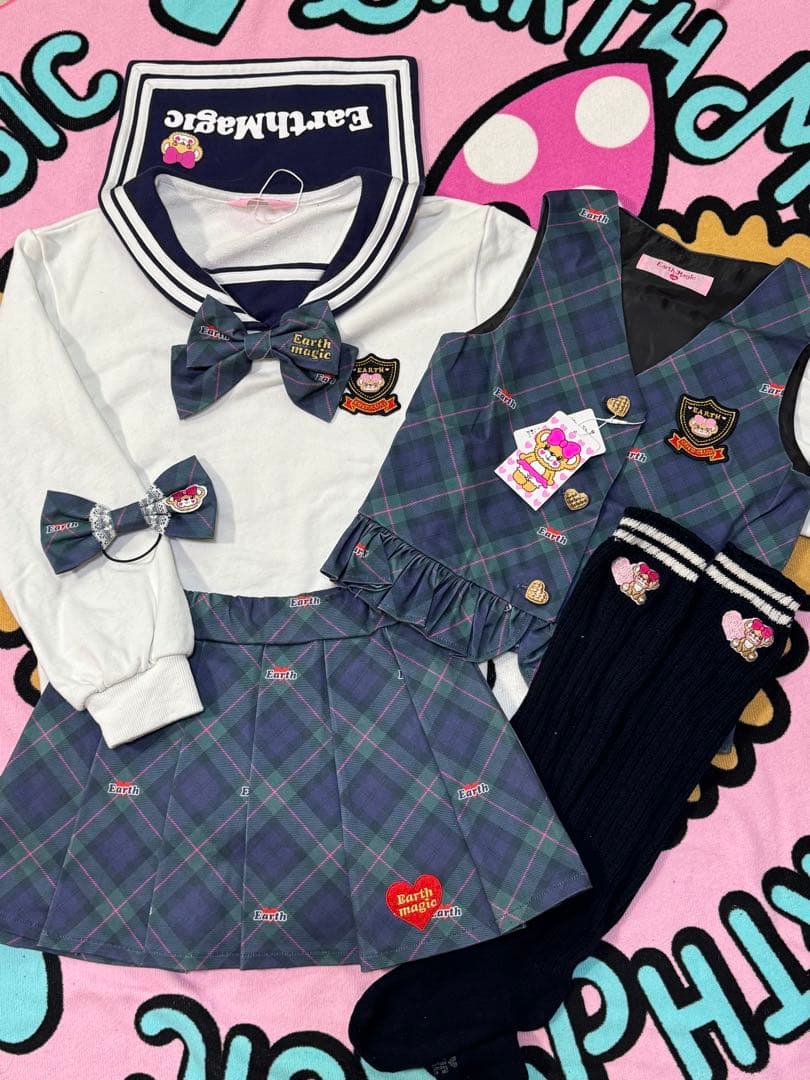 アースマジック セーラートレーナー・プリーツ・ベスト 計6点セット 140