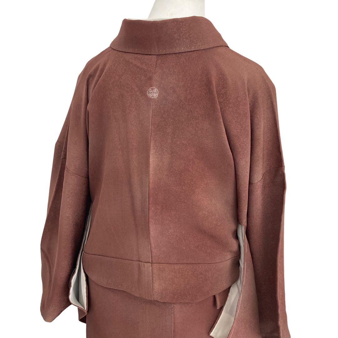 仕付け糸付き 刺繍一つ紋 暈し 色無地 着物 NO