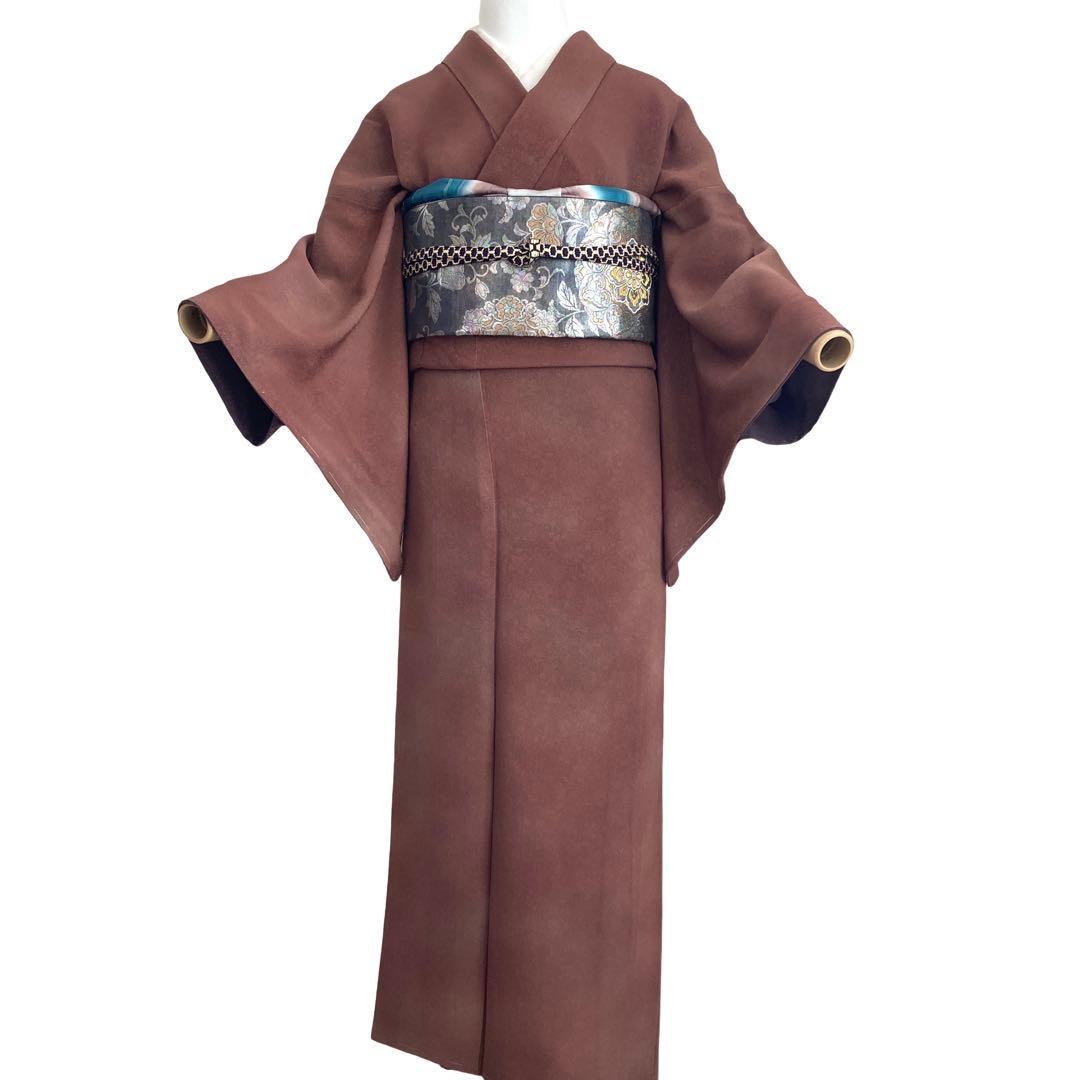 仕付け糸付き 刺繍一つ紋 暈し 色無地 着物 NO