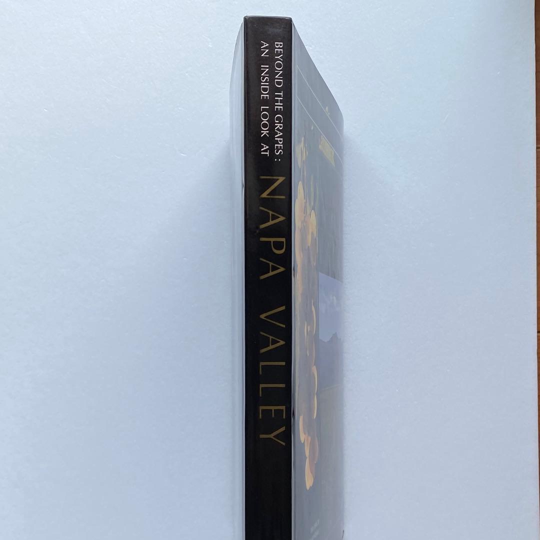 洋書 Beyond The Grapes: Napa Valley